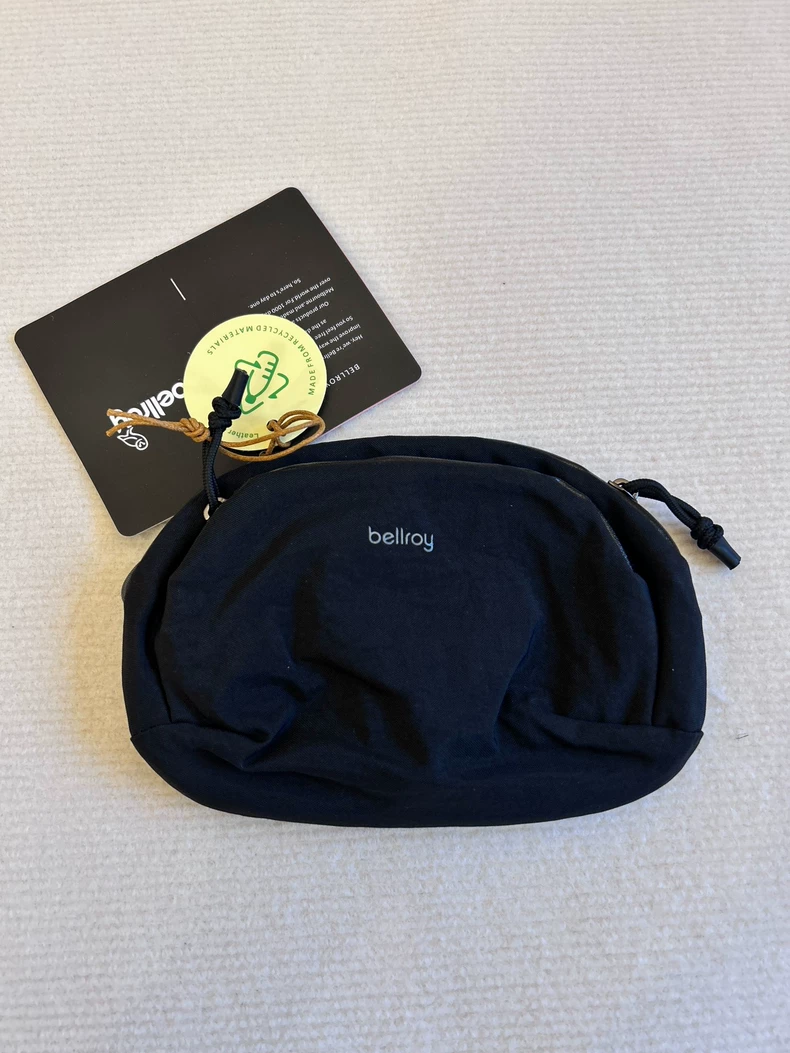 Bellroy Venture Pouch 1.5L Tec - огляд і ціна Tech Accessories Travel Organizer Pouch